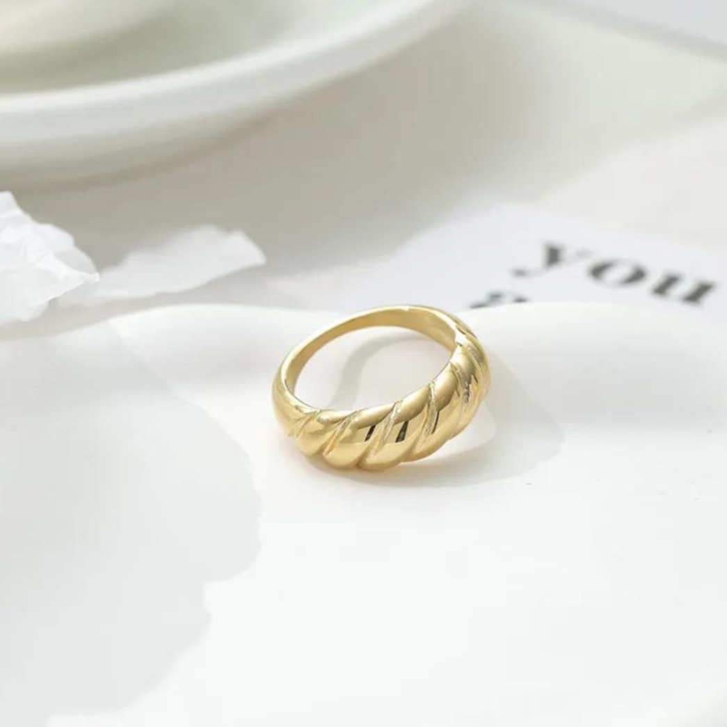 Ring - Chelsea
