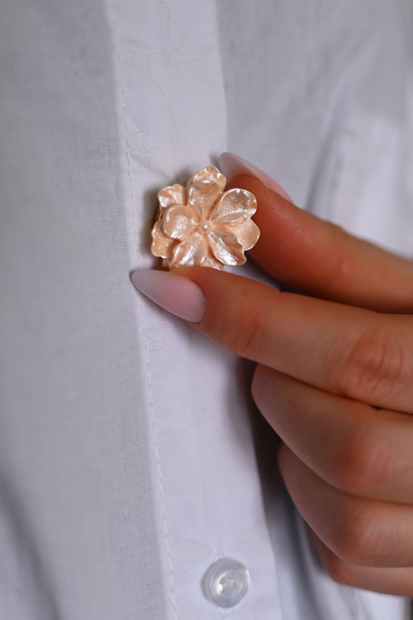 Blumen-Knopfbedeckung rosa